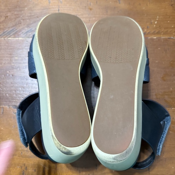 Naked Feet Black and Blue Platform Sandals with Adjustable Straps women’s 10M - Picture 8 of 12